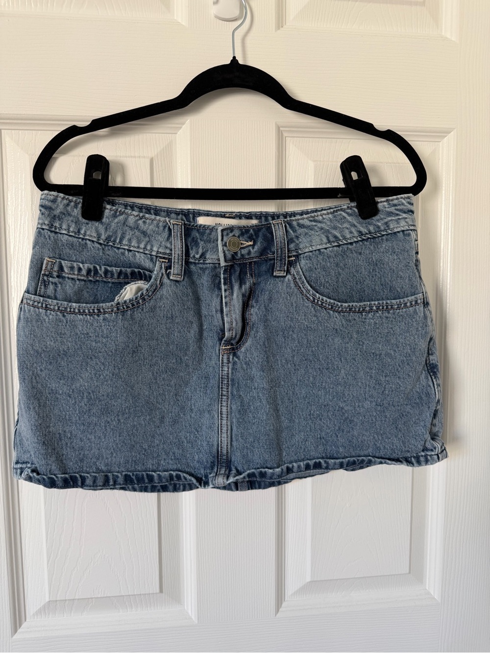 Hollister Low rise Denim Mini Skirt size 30